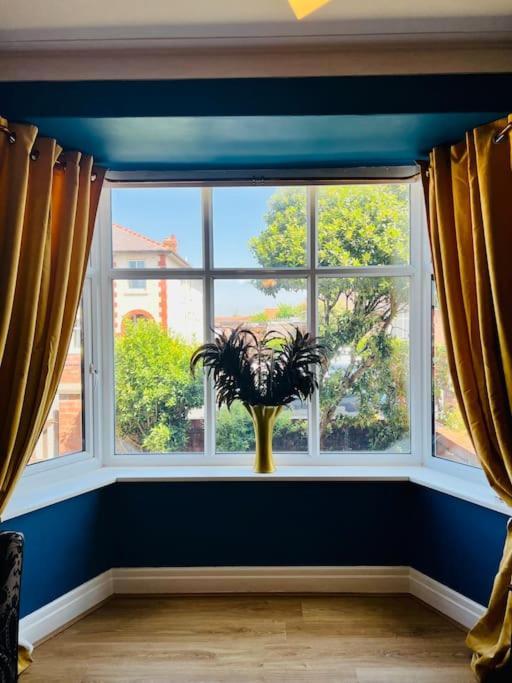 Lovely, Sunny House, By The Beach & Centre! Lytham St. Annes Eksteriør bilde